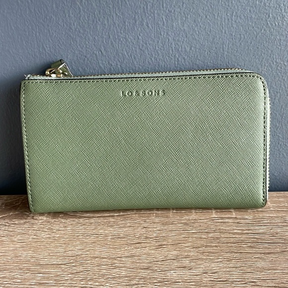 Lo & sons wallet EUC - Picture 1 of 7